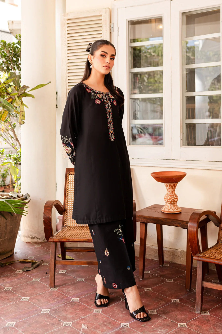 2PC LAWN EMBROIDERED SHIRT WITH LAWN EMBROIDERED TROUSER