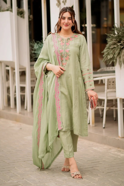 GARNET - 3PC LAWN EMBROIDERED SHIRT WITH CHIFFON EMBROIDERED DUPATTA AND TROUSER