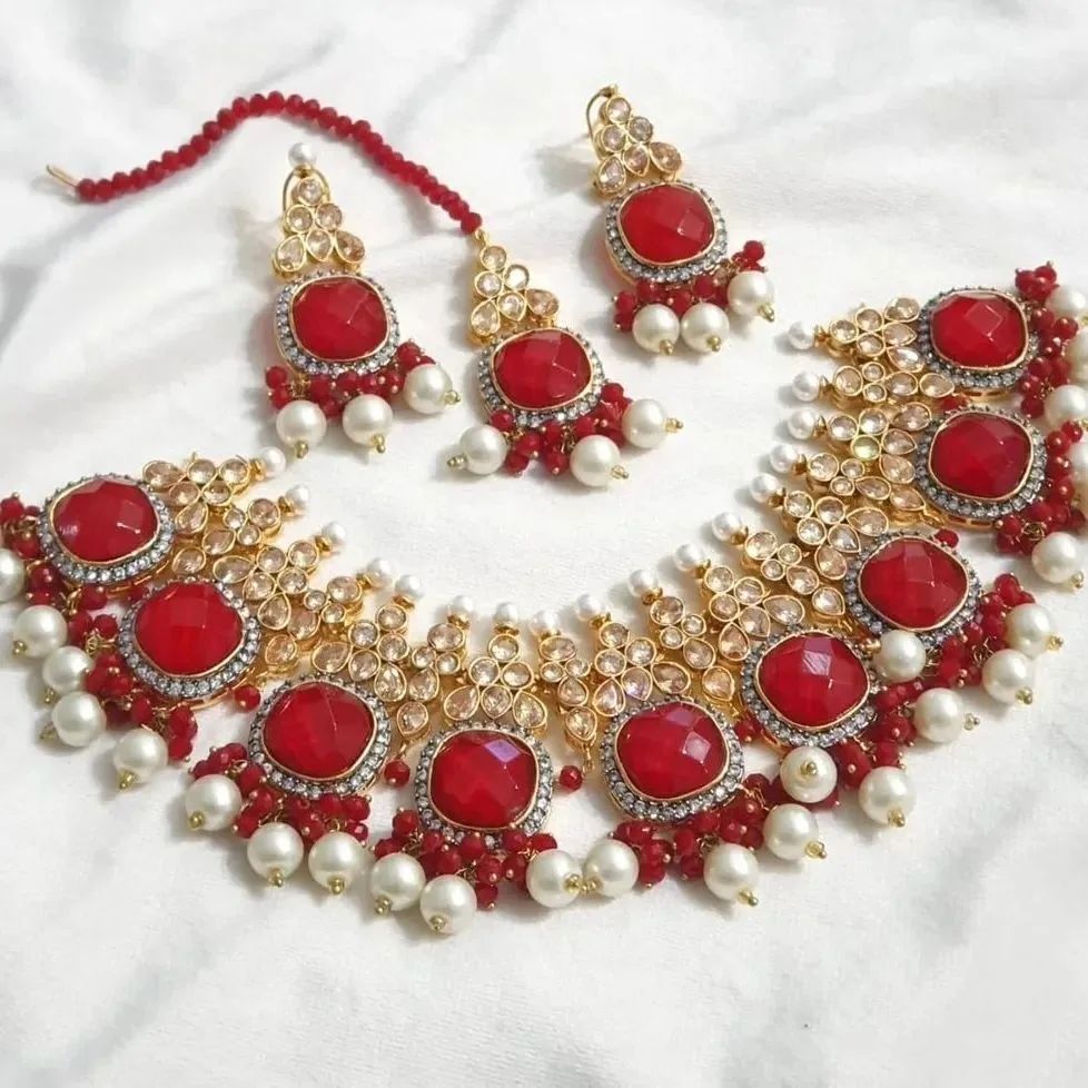 Gold Kundan Choker Set with Earrings & Mang Tikka"