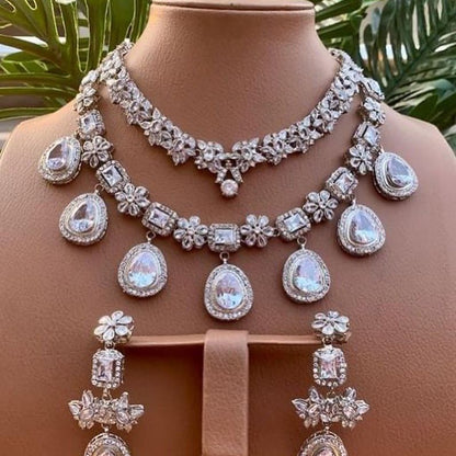 Elegant  Stone & Diamond Floral Jewellery Set 🌸💎